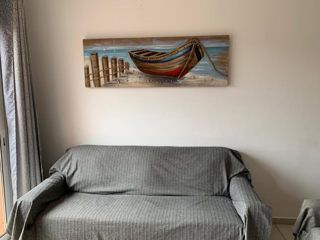 Comfortable 2 Bedroom Apartment In Popular Limnaria Gardens Paphos Exterior foto